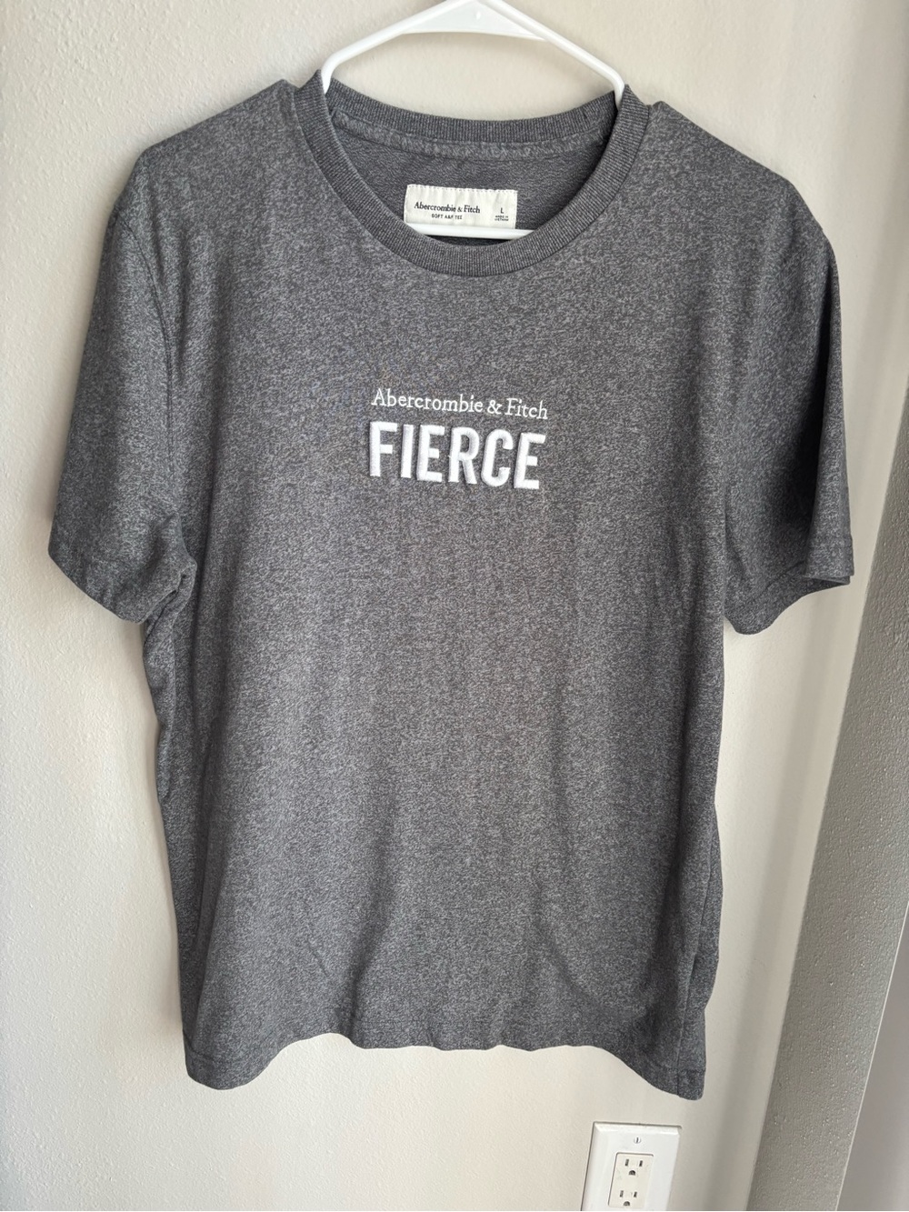 Abercrombie & Fitch Men's Fierce Logo Tee - Gray large size
